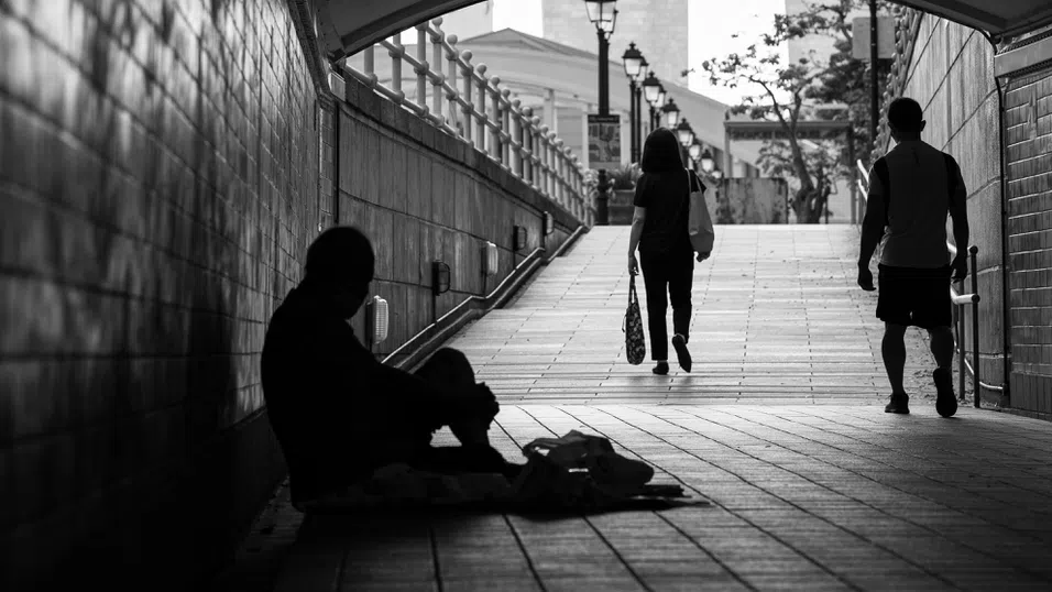 България е втора в ЕС по дял застрашени от бедност, които не могат да си позволят питателна храна