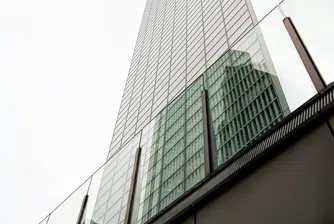 FT: Рекламната група Dentsu проучва възможности за продажба на международния си бизнес