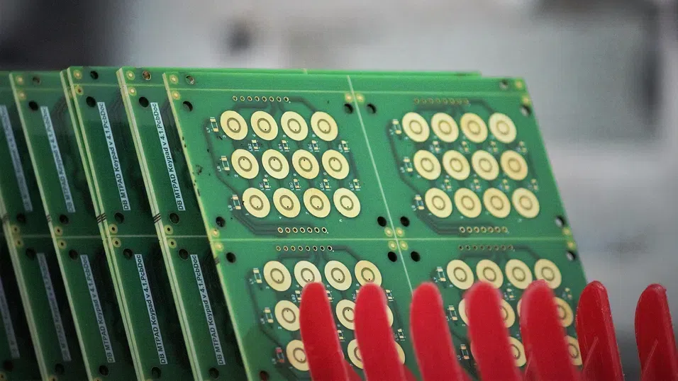 Администрацията на Тръмп планира нови тарифи за електроника с чужди чипове