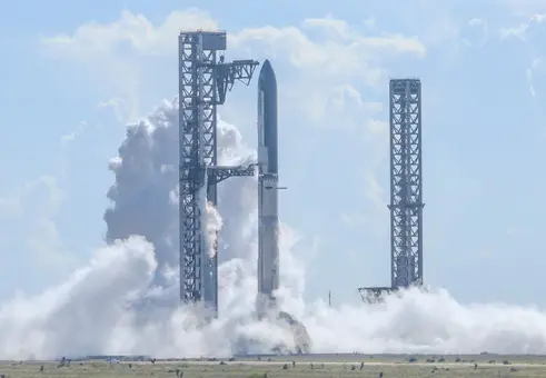 SpaceX изстреля Starship в орбита за първи път