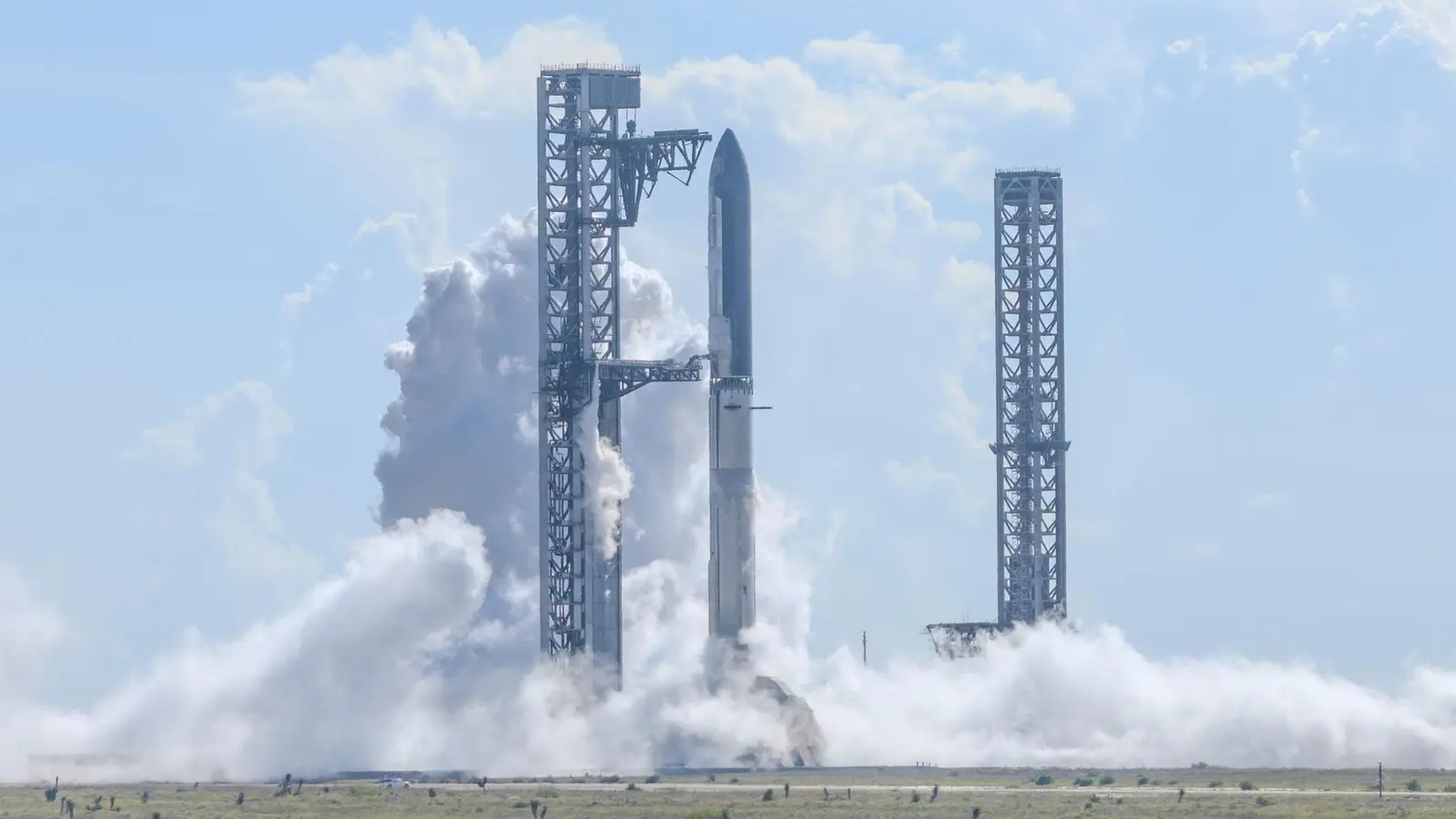 SpaceX изстреля Starship в орбита за първи път