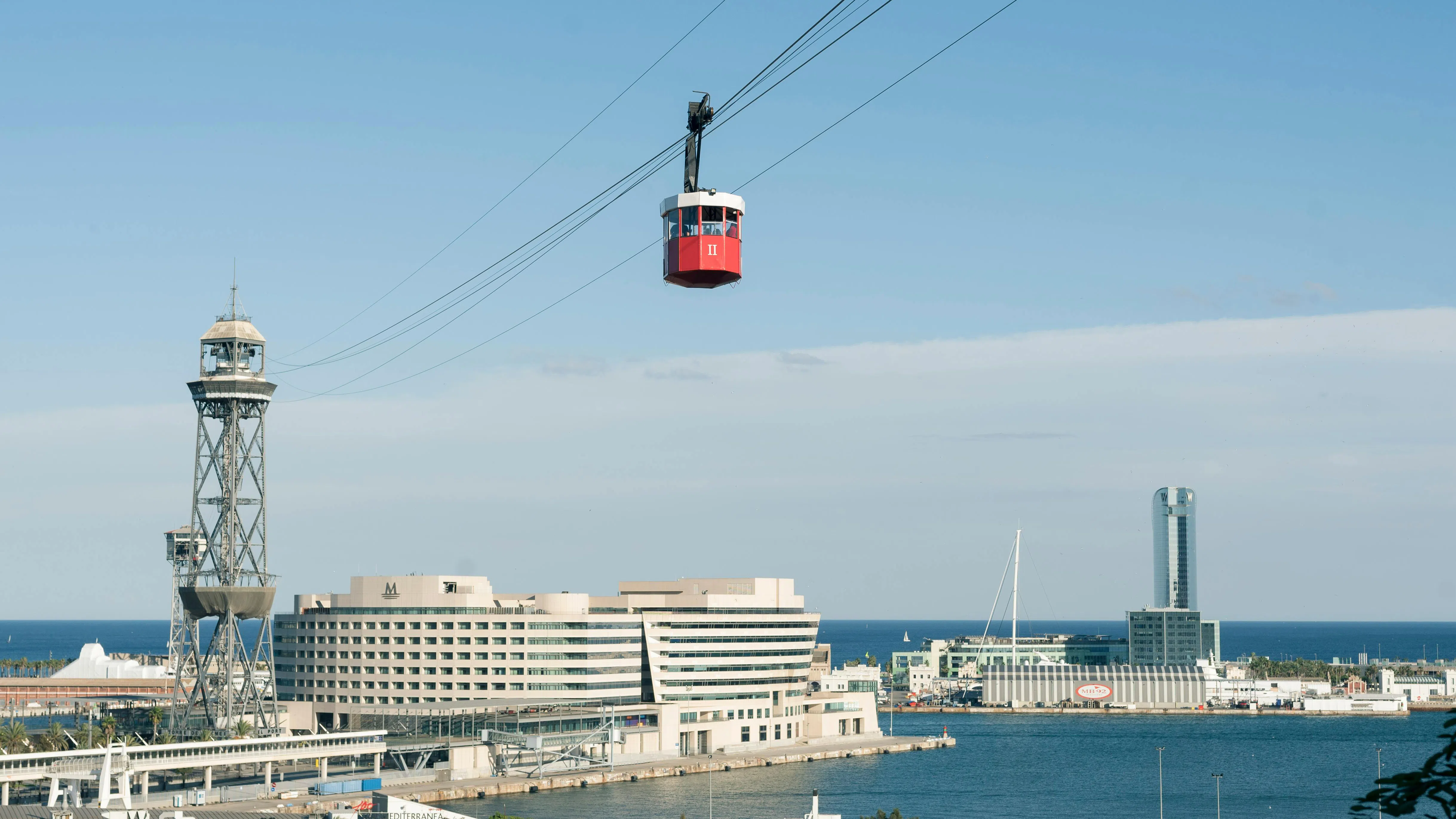 Политически чувствителна сделка: Брюксел спъва BlackRock за пристанището в Барселона