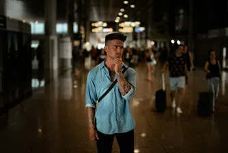 Могат ли да ви свалят от борда, ако сте с татуировка?