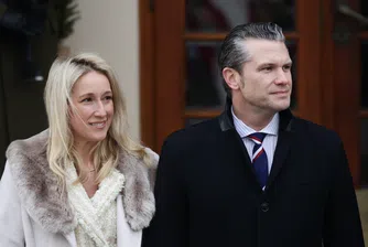 Signalgate 2: Хегсет е споделял планове за военна операция срещу хутите в чат със съпругата и брат си