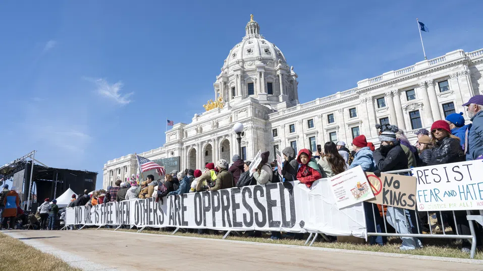Протестиращи срещу Тръмп тълпи изпълниха цяла Америка в рамките на третия No Kings