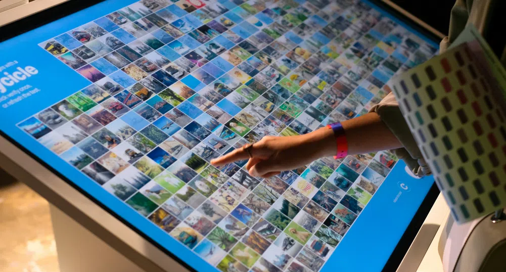 Кликни и премести. Защо става все по-трудно в интернет да докажеш, че си човек