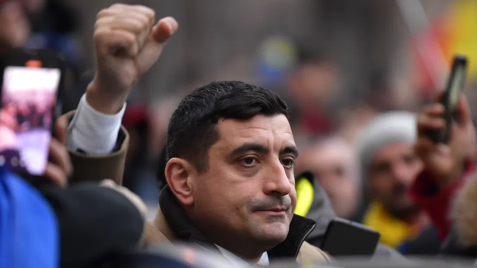 MAGA man: Ще стане ли „човекът на Тръмп“ Джордже Симион президент на Румъния