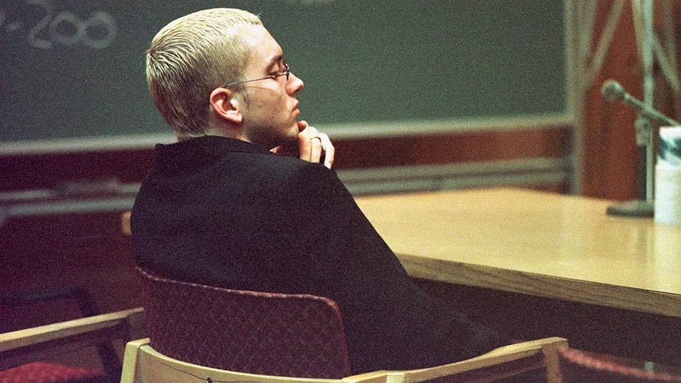 Разрушител на политическата коректност: Eminem и албумът, който покори света