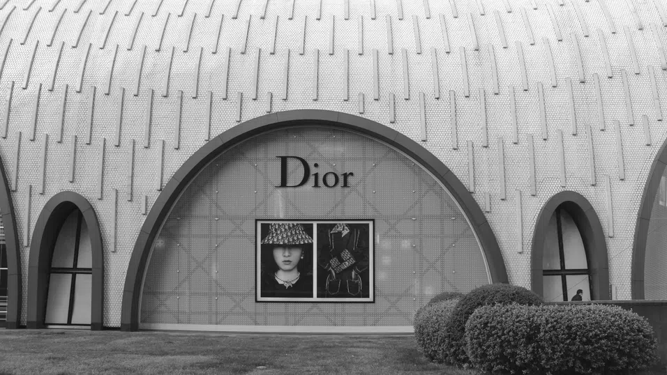 Творческият директор на Dior напуска поста след 9 години на върха