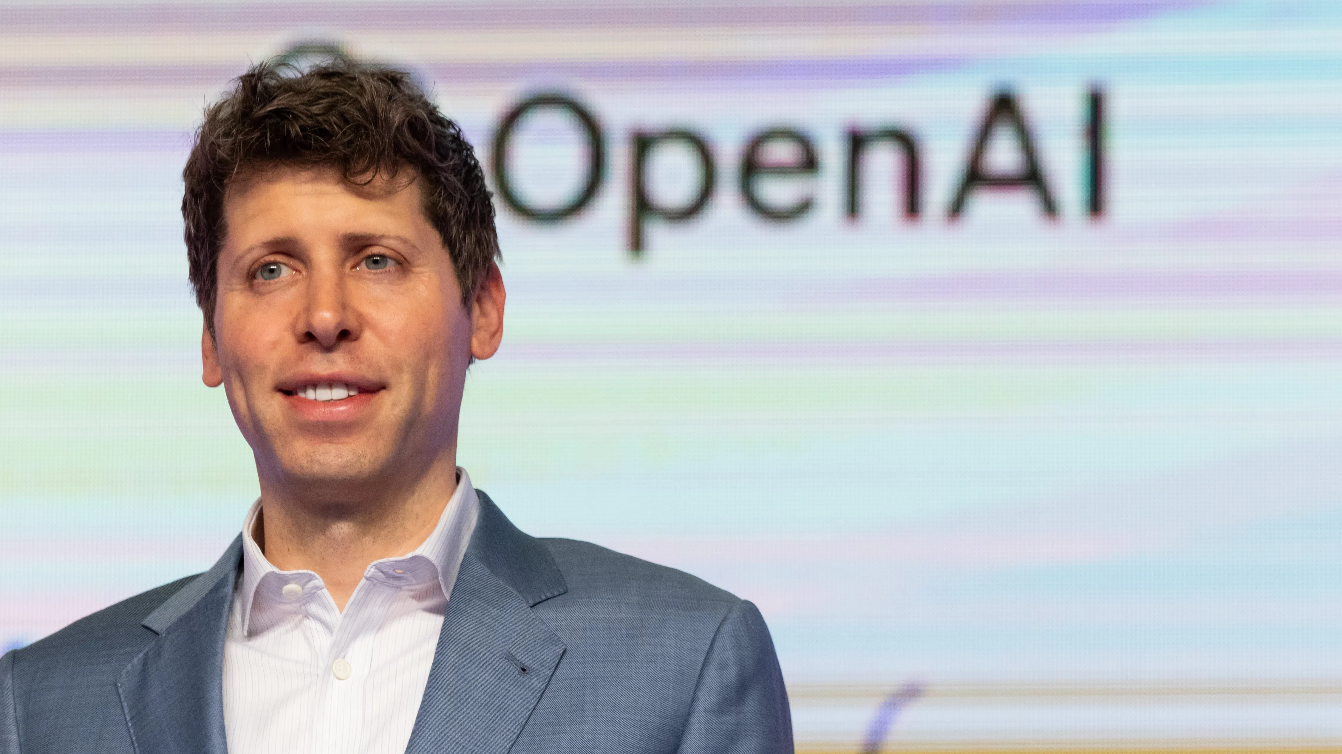 Сам Алтман призна кой е начертал стратегията на OpenAI