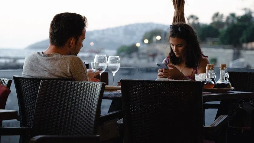 Не всичко е любов: 4 червени флага още на първа среща