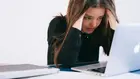 Gen Z „бягат“ от офиса за да подремнат или поплачат – включително в пробните на Zara