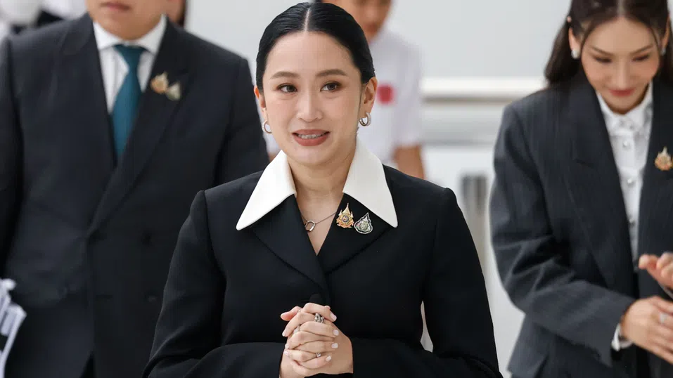 Съдът в Тайланд отстрани премиера за нарушение на  Етичния кодекс