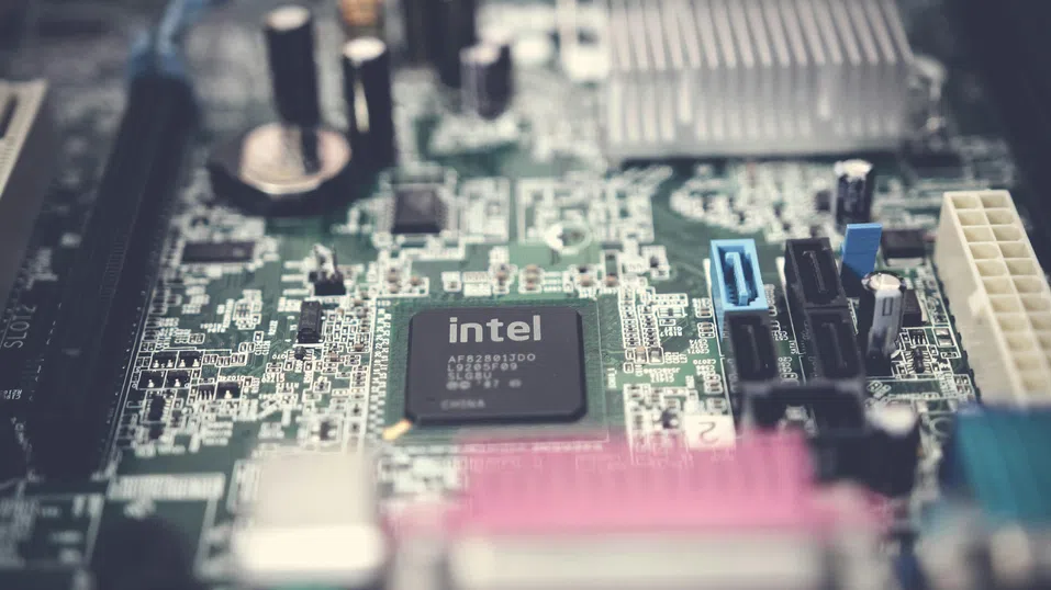 Intel вече е получил 5,7 млрд. долара след сделката с Тръмп за 10% от акциите