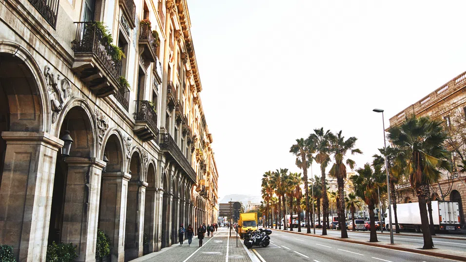 Битката срещу Airbnb: Кой печели и кой губи в европейските топ дестинации