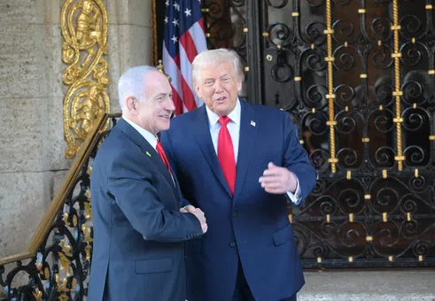 Тръмп заплаши да „разбие на пух и прах“ Иран, ако започне да произвежда оръжия