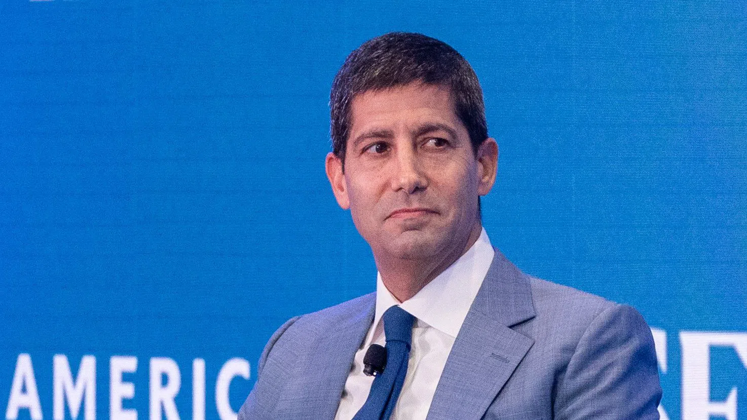 Номинираният за председател на Фед Кевин Уорш разкри активи за над $100 млн.