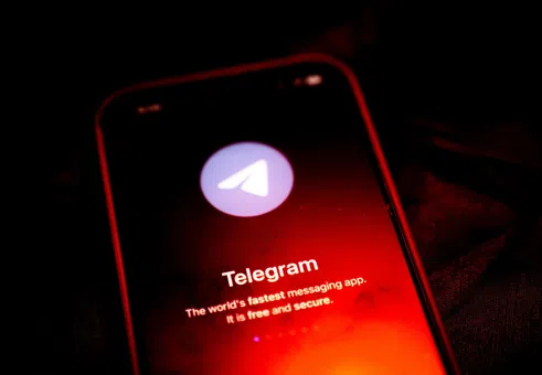 AI ускорява глобална вълна от дигитално насилие, а Telegram се превръща в ключово звено за deepfake порнография
