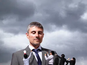 „Шефът ме разплаква почти всеки ден“: Има ли спасение от токсичния мениджър