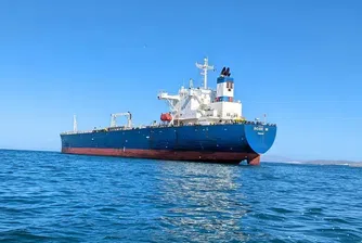 Тръмп смекчава блокадата на Куба, отваря врата за руски петрол