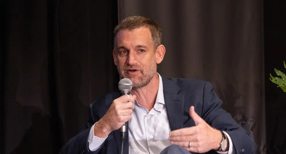 Джон Арнолд твърди, че е разгадал фондовите пазари. Формулата му е изненадващо проста