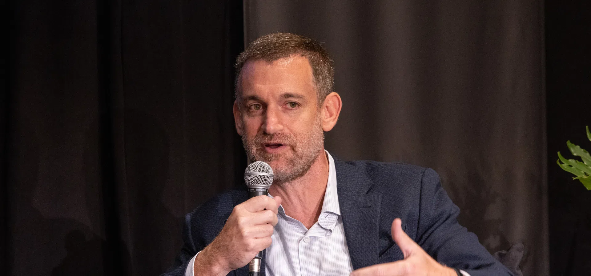 Джон Арнолд твърди, че е разгадал фондовите пазари. Формулата му е изненадващо проста