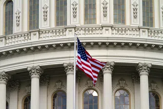 Частичното спиране на работата на правителството се превърна в най-дългото в историята на САЩ