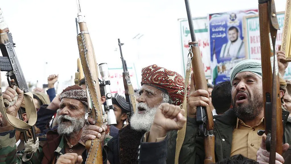 Хутите влизат във войната с Иран. Какво предвещава това за Близкия изток?