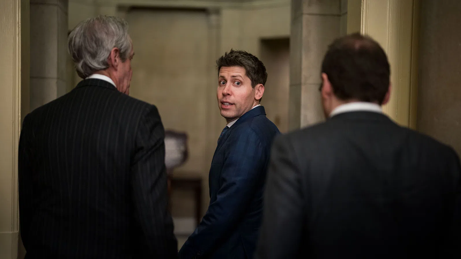 Сам Алтман призна, че OpenAI е прибързал със сделката с Пентагона и преразглежда условията