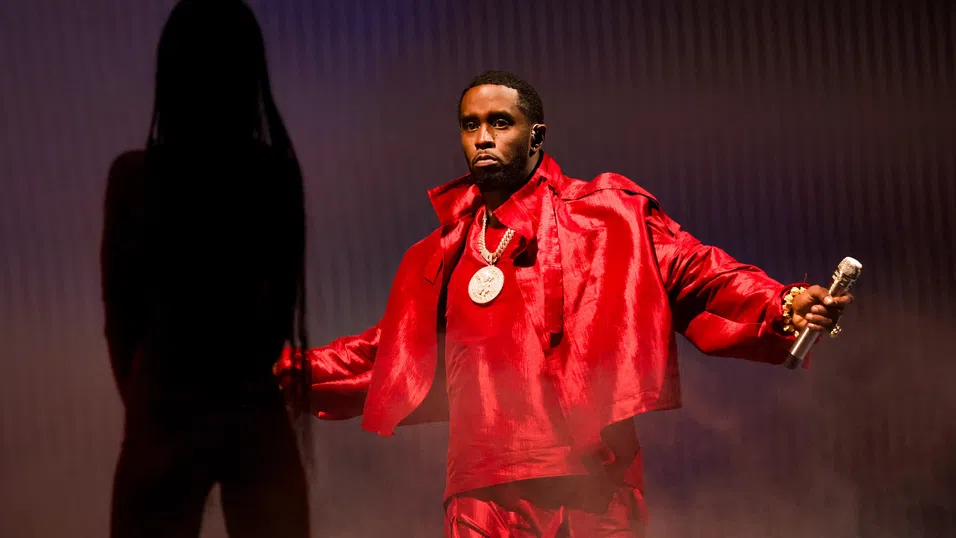 Фалшиви AI видеа за делото срещу P. Diddy носят милиони гледания в YouTube