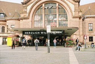 Данните показват, че най-голямата европейска икономика е в съответствие с целта на ЕЦБ и се разминават с очакванията на анализаторите