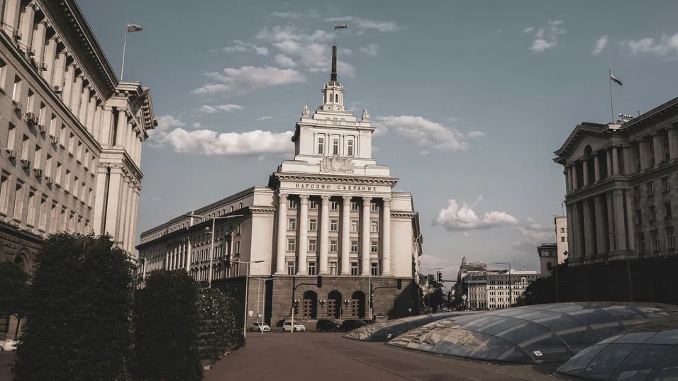 МС да може да приема мерки в случай на значително нарастване на цените, реши парламентът