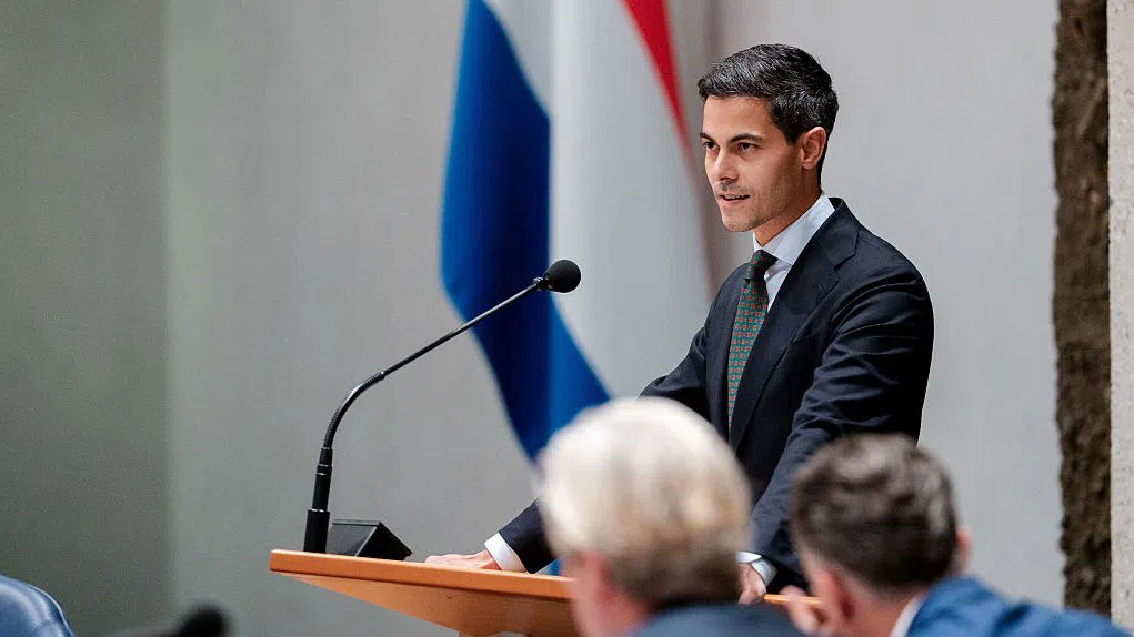 Роб Йетен положи клетва като най-младия премиер в историята на Нидерландия