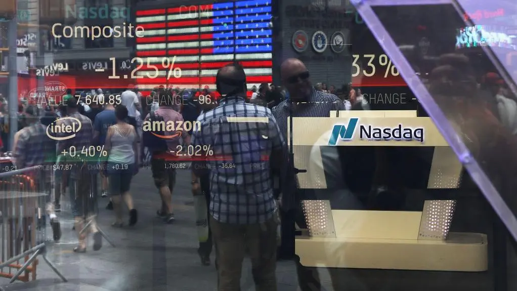 Nasdaq Composite се насочва към над 2% спад за октомври