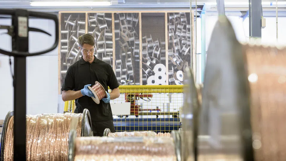 16-годишен връх за медта: AI и проблемните доставки тласкат цените към нови рекорди