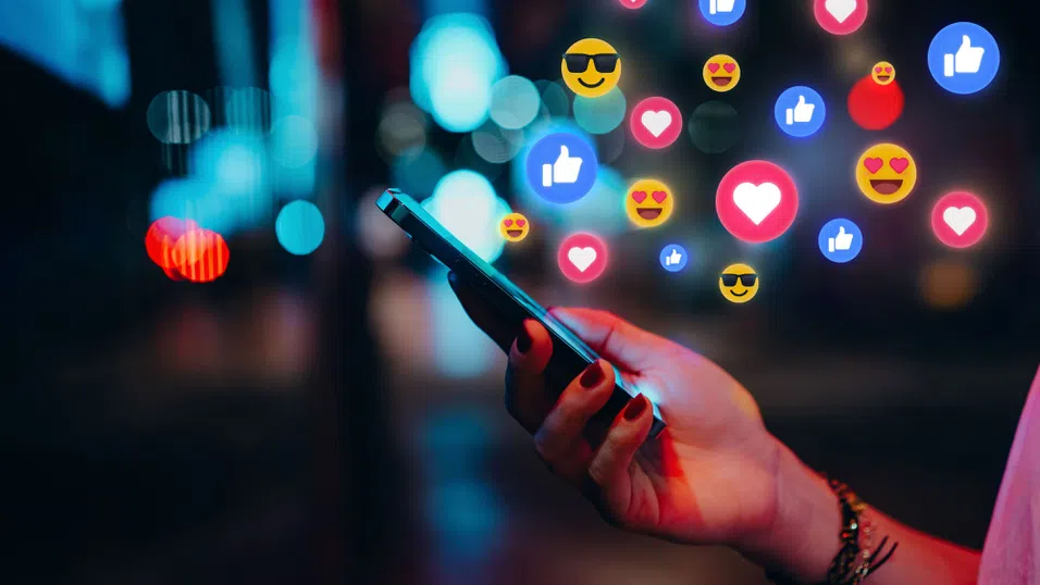 НАП напомня: Инфлуенсърите трябва да декларират доходите от дейността си