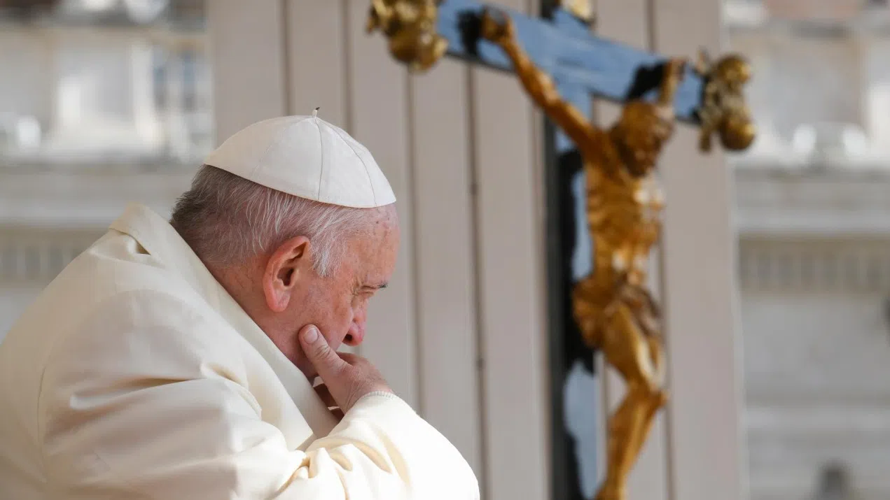 Urbi et Orbi: Папата призова за размяна на военнопленници - всички срещу всички