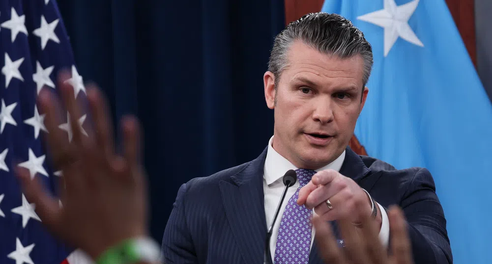 „Имаме все повече възможности, а те – все по-малко“: Хегсет очертава решаваща фаза на войната с Иран