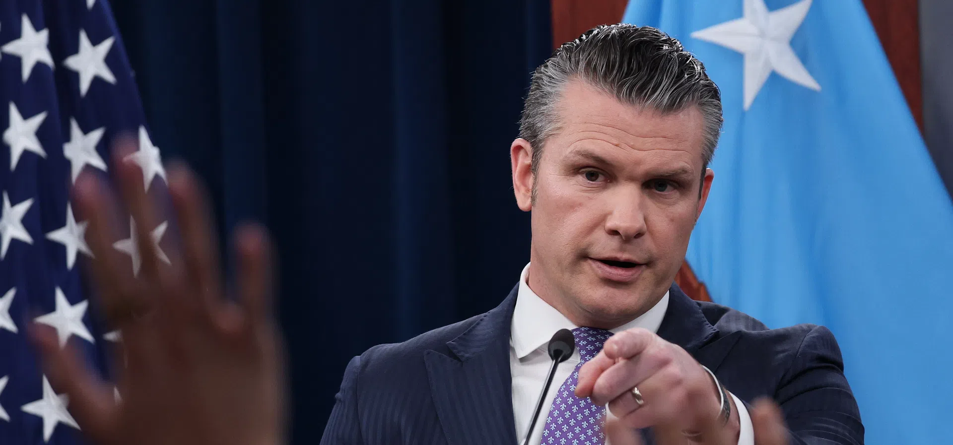 „Имаме все повече възможности, а те – все по-малко“: Хегсет очертава решаваща фаза на войната с Иран