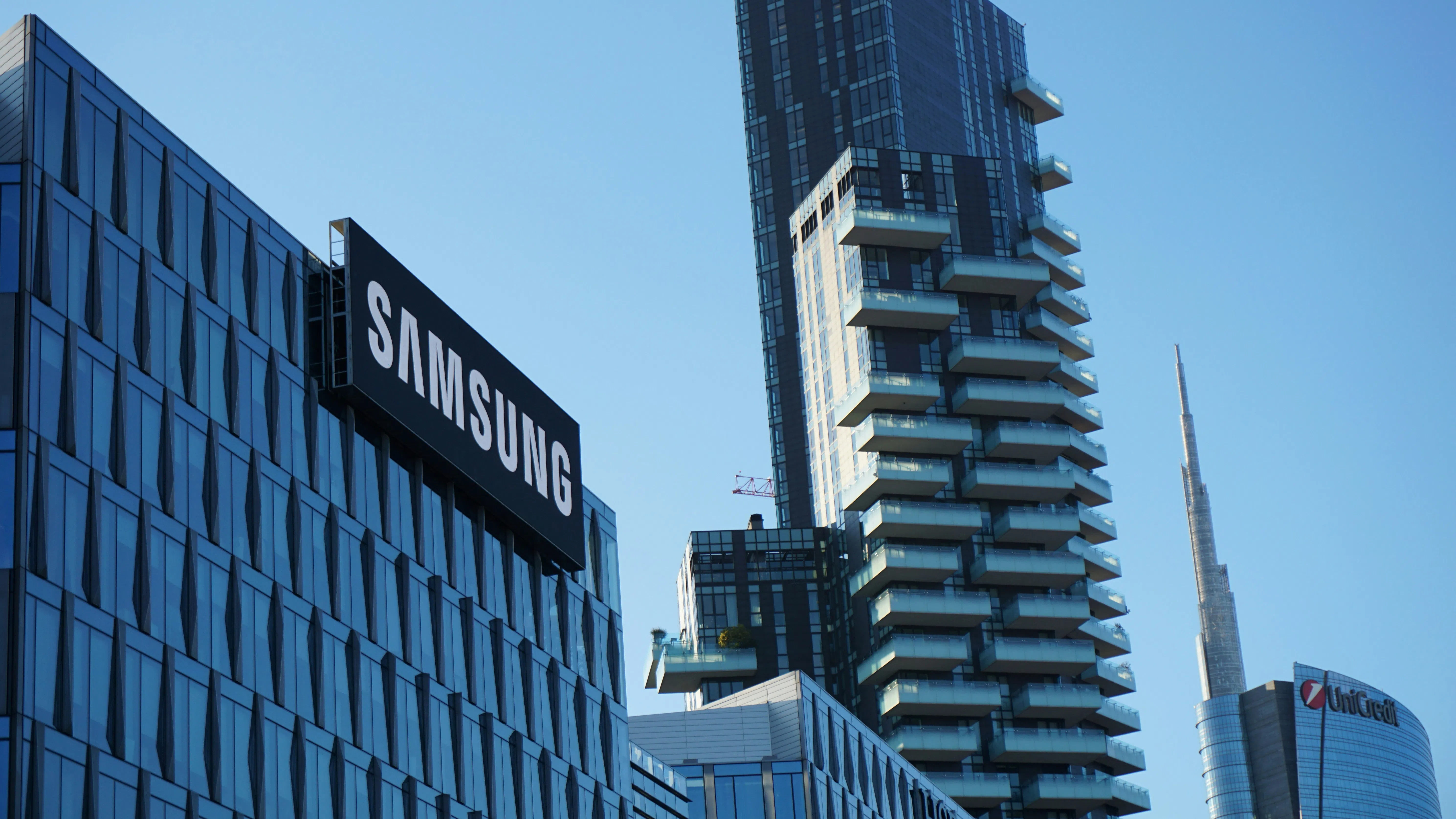 Samsung отчете разочароващо тримесечие, бизнесът с чипове се срива с близо 94%