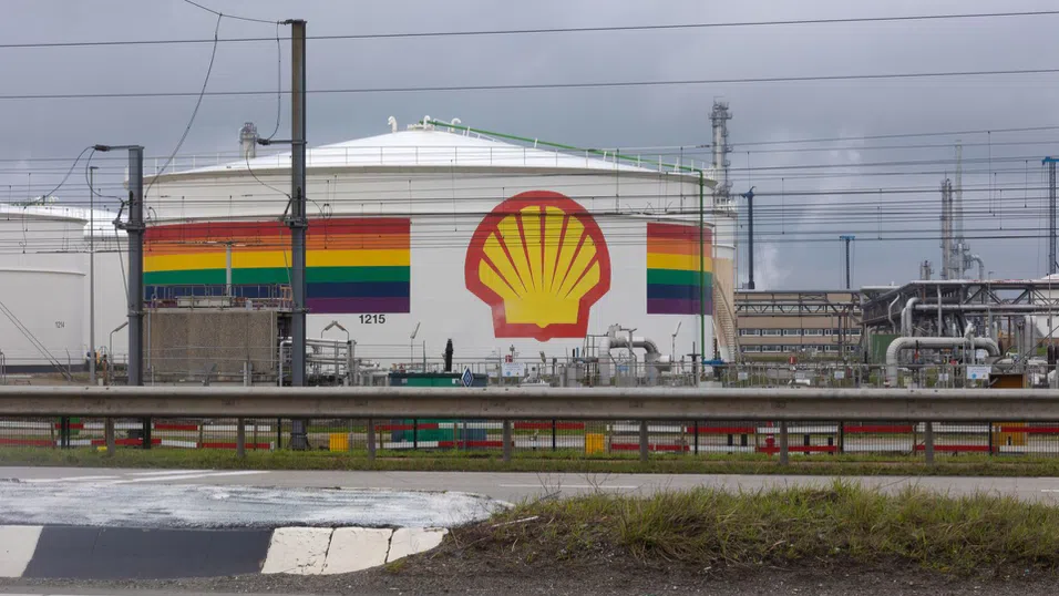 Shell надмина очакванията с по-висока печалба от 4,26 млрд. долара