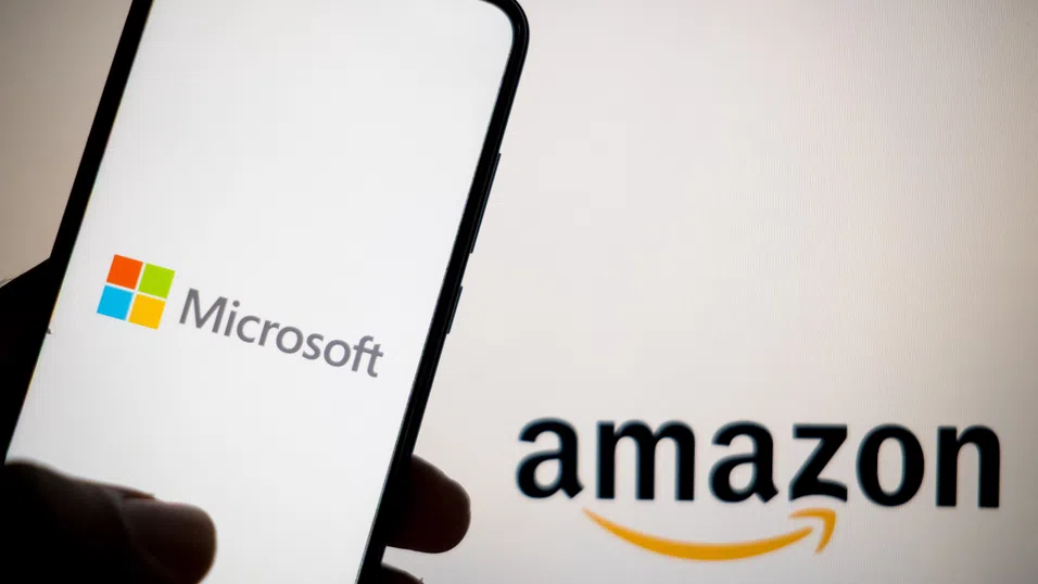 Облачно с вероятност за монопол: Великобритания настоява за разследване на Microsoft и Amazon