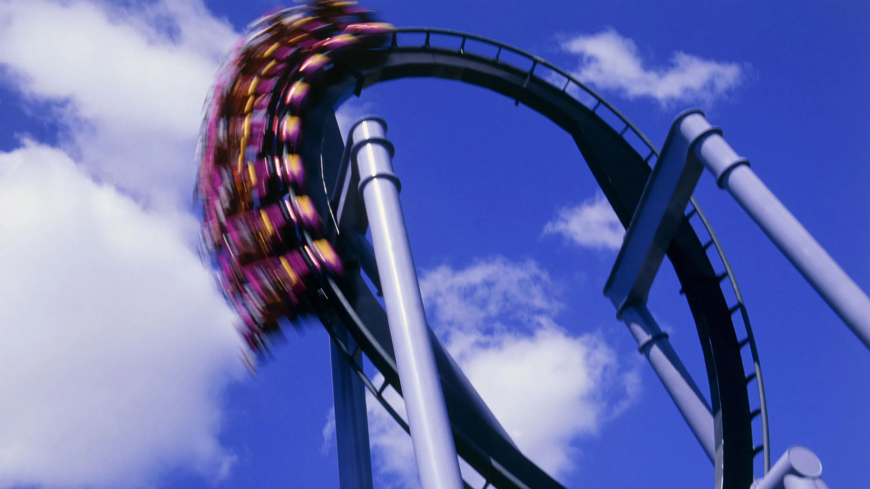 Бюджет 2026 като влакче на ужасите