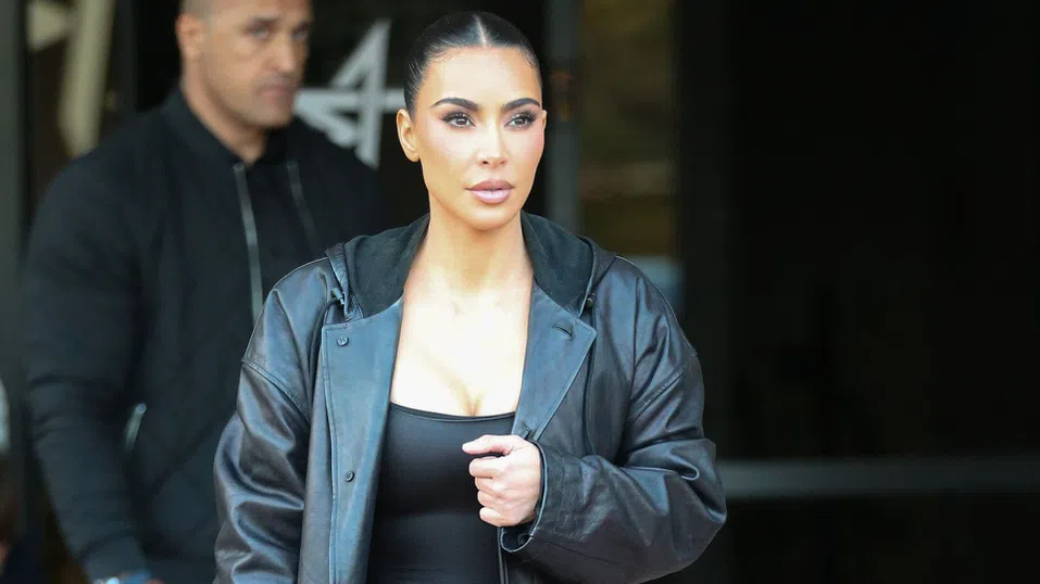 Ким Кардашиян разпали дискусия били ли са САЩ на Луната, шефът на НАСА се включи