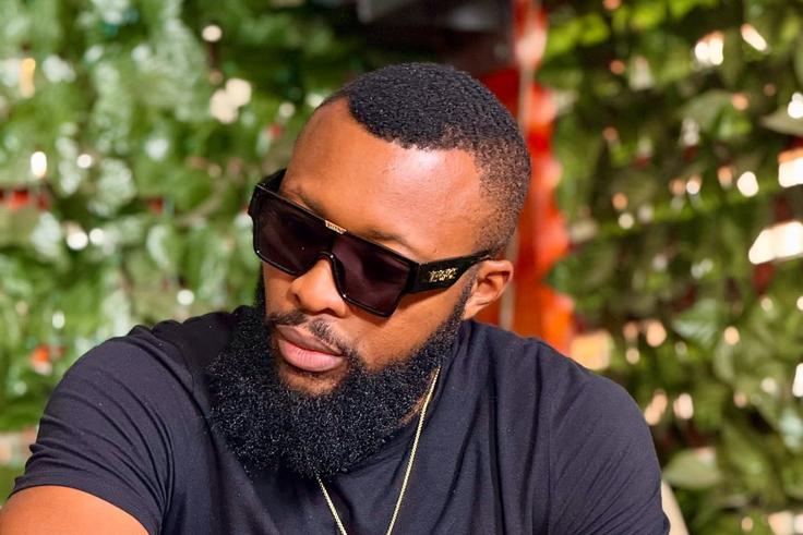 « J'ai trois dossiers en justice alors que je suis la victime » : Mike Alabi brise le silence et interpelle le ministère de la Justice