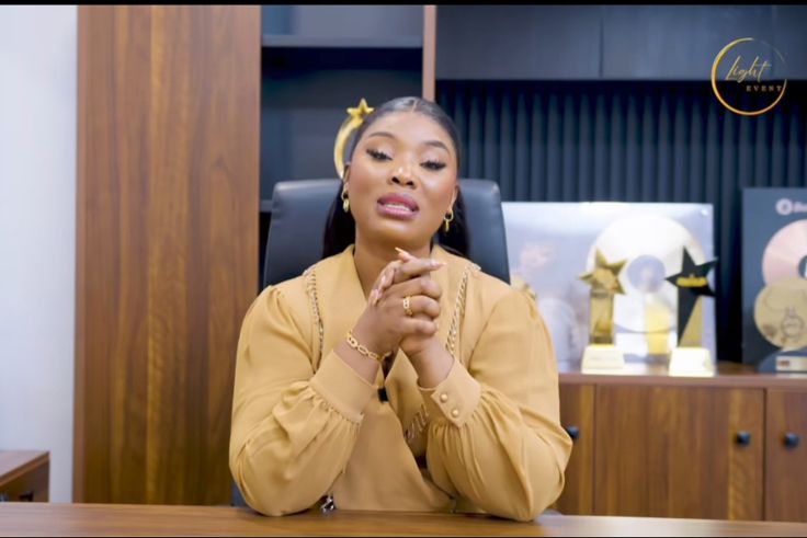 Je vous présente mes excuses du plus profond de mon cœur » : Roselyne Layo brise le silence et demande pardon