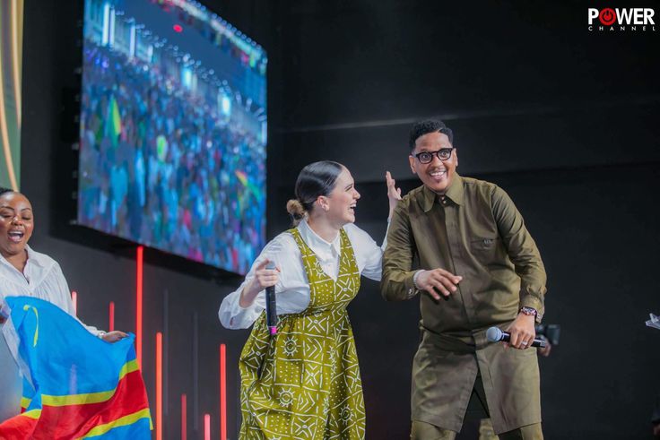 Refoulée à l’aéroport FHB, la chantre Simiane Tatu voit son concert reporté : que s’est-il passé ?