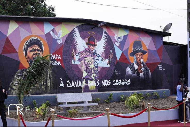 Musique : Papa Wemba, dix ans après, Abidjan garde la voix du pape de la rumba
