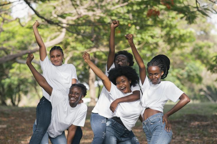 Top 10 des pays les plus heureux en Afrique en 2026 : Le nouveau classement mondial