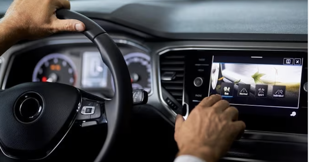 Drivers who fix TV screens on dashboards could face 30 days in prison, Ghana Police warn